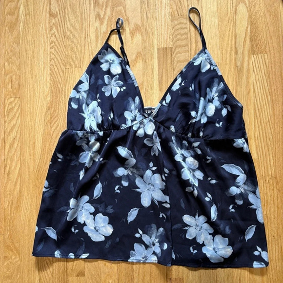 La Vie En Rose Silky Spaghetti Strap Floral Tops - Picture 2 of 7